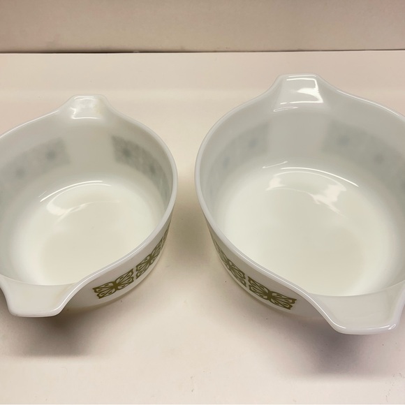 2-PYREX Verde Green/White Square Flowers Casserole Baking Dishes 274-B/1 1/2Qt - Picture 5 of 13